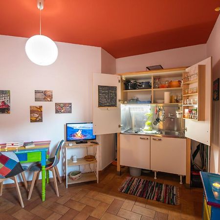 Favolosa Casa Vacanza A チェファル エクステリア 写真