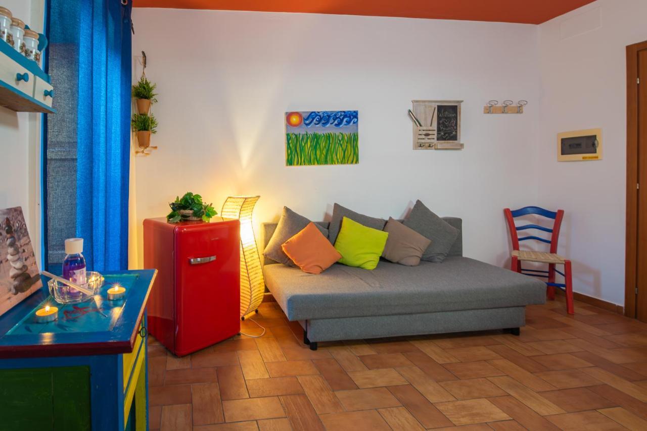 Favolosa Casa Vacanza A チェファル エクステリア 写真